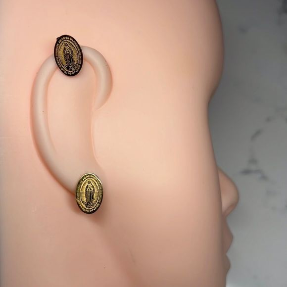 Virgen De Guadalupe Earring Set - Picture 1 of 3